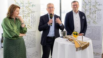 Großes Bild anzeigen