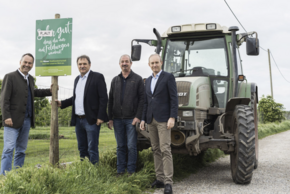 Forstdirektor DI Andreas Januskovec, Franz Windisch, ÖkR Michael Niedermayer und KaDi Robert Fitzthum Fotocredits: Paul Pibernik, LK Wien