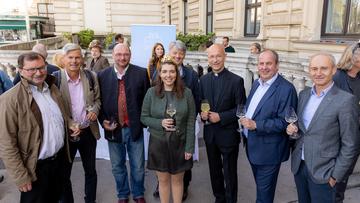 Großes Bild anzeigen