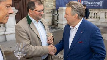 Großes Bild anzeigen