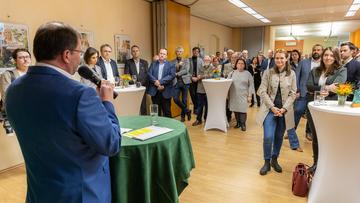 Großes Bild anzeigen