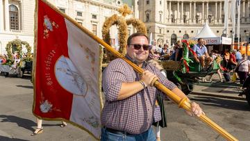 Großes Bild anzeigen