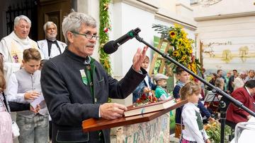 Großes Bild anzeigen