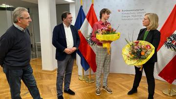 Großes Bild anzeigen